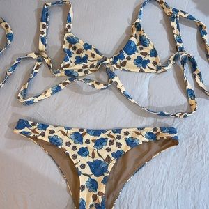 For love and lemons bikini set